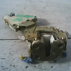 Legnépszerűbb NISSAN VANETTE CARGO Jobb első ajtó zárszerkezet központizáras bontott alkatrész