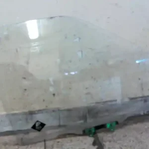 NISSAN VANETTE CARGO Jobb első ajtóüveg fehér bontott alkatrész Ingyenes szállítás