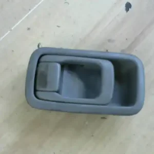 Bestseller NISSAN VANETTE CARGO Jobb első belső kilincs bontott alkatrész