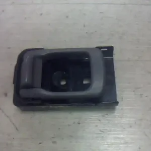 Prémium NISSAN VANETTE CARGO Jobb első belső kilincs bontott alkatrész