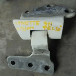 NISSAN VANETTE CARGO Jobb hátsó felső ajtózsanér bontott alkatrész Azonnal elérhető