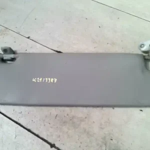 Kedvezményes ár NISSAN VANETTE CARGO Jobb napellenző bontott alkatrész