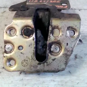 Legkelendőbb NISSAN VANETTE CARGO Jobb tolóajtó zárszerkezet mechanikus bontott alkatrész