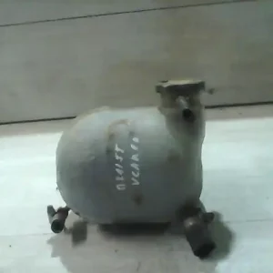 NISSAN VANETTE CARGO Kiegyenlítő tartály bontott alkatrész Korlátozott ajánlat