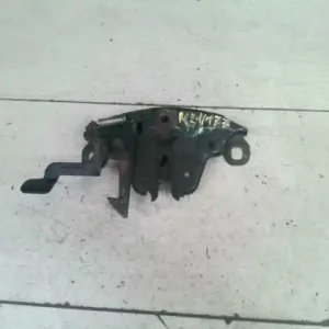 Akciós ár NISSAN VANETTE CARGO Motorháztető zár bontott alkatrész