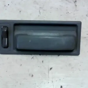 NISSAN VANETTE CARGO Tolóajtó belső kilincs jobb oldali bontott alkatrész Árcsökkenés