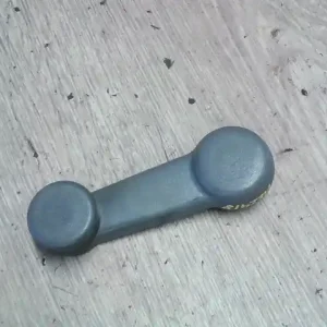 Vedd meg most OPEL AGILA Ablak tekerő kar 5 ajtós bontott alkatrész