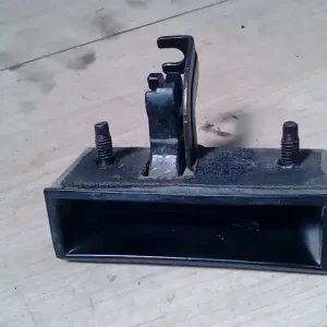 Szuper ajánlat NISSAN X-TRAIL T30 2001.06.01-2007.02.28 Csomagtérajtó kilincs bontott alkatrész