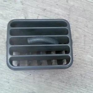 Vedd meg online OPEL AGILA Szellőző jobb bontott alkatrész