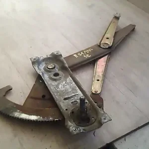 Vedd meg online OPEL ASTRA F 91-94 Jobb első ablakemelő szerkezet mechanikus bontott alkatrész