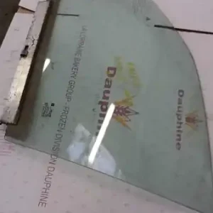 Vedd meg online OPEL ASTRA F 94-02 Bal első ajtóüveg bontott alkatrész