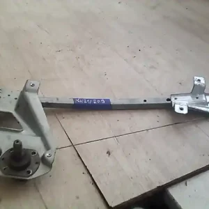 Vedd meg most OPEL ASTRA F 94-02 Bal hátsó ablakemelő szerkezet mechanikus bontott alkatrész