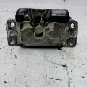 Vedd meg online OPEL ASTRA F 94-02 Csomagtér ajtó zárszerkezet kombi bontott alkatrész