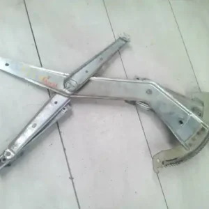 Ajánlat OPEL ASTRA F 94-02 Jobb első ablakemelő szerkezet mechanikus bontott alkatrész