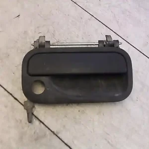 Végkiárusítás OPEL ASTRA F 94-02 Jobb első külső kilincs bontott alkatrész