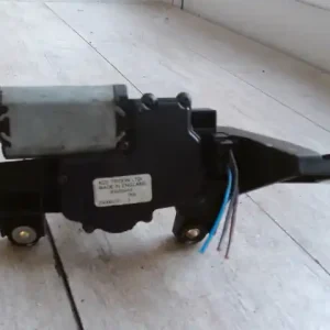 Vásárlói kedvenc OPEL ASTRA G 97-04 Ablaktörlő motor hátsó 5 ajtós bontott alkatrész