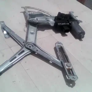 Ajánlat OPEL ASTRA G 97-04 Bal első ablakemelő szerkezet5 ajtós bontott alkatrész