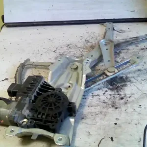 Szuper akció OPEL ASTRA G 97-04 Bal első ablakemelő szerkezet elektromos bontott alkatrész