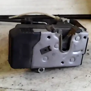 Azonnal elérhető OPEL ASTRA G 97-04 Bal első ajtó zárszerkezet mechanikus bontott alkatrész