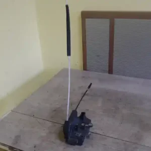 Vedd meg online OPEL ASTRA G 97-04 Bal első ajtó zárszerkezet mechanikus 4 ajtós bontott alkatrész