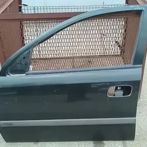 Végkiárusítás OPEL ASTRA G 97-04 Bal első ajtó. 4 ajtós, sedan bontott alkatrész