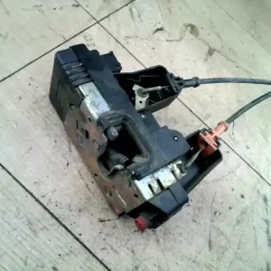 Vedd meg online OPEL ASTRA G 97-04 Bal hátsó ajtó zárszerkezet központi záras bontott alkatrész