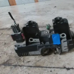 Végkiárusítás OPEL ASTRA G 97-04 Bal hátsó ajtó zárszerkezet központi záras bontott alkatrész