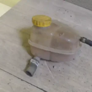 Vedd meg most OPEL ASTRA G 97-04 Kiegyenlítő tartály 1.6 i bontott alkatrész