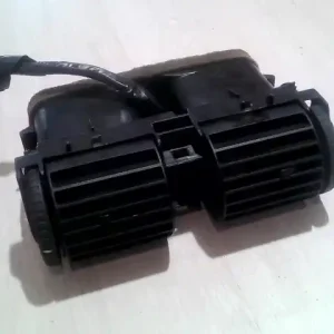 Árcsökkenés OPEL ASTRA G 97-04 Középső szellőző bontott alkatrész