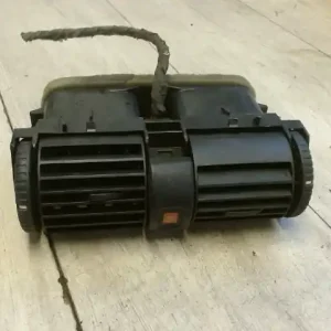 Vedd meg online OPEL ASTRA G 97-04 Középső szellőző bontott alkatrész