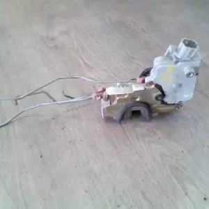 Újdonság OPEL ASTRA H 04-10 Bal első ajtózárszerkezet központi záras bontott alkatrész