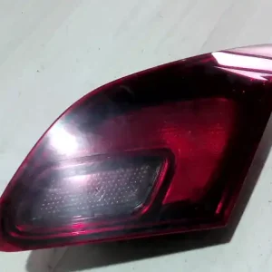 Vedd meg online OPEL Astra J/1 2009.09.01-2012.08.31 Jobb belső hátsó lámpa 5 ajtósbontott alkatrész