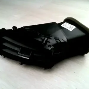 Árcsökkenés OPEL Astra J/1 2009.09.01-2012.08.31 Középső szellőző bal bontott alkatrész