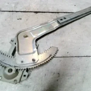 Végkiárusítás OPEL CAMPO 92-97 Jobb első ablakemelő szerkezet mechanikus bontott alkatrész