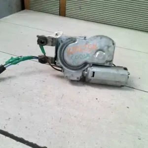 Alacsony ár OPEL CORSA B 93-00 Ablaktörlő motor hátsó 3 ajtós bontott alkatrész