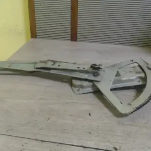 Azonnal elérhető OPEL CORSA B 93-00 Bal első ablakemelő szerkezet mechanikus bontott alkatrész