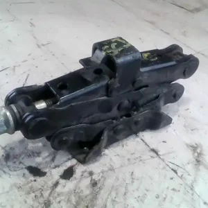 Azonnal elérhető OPEL CORSA B 93-00 Autóemelő bontott alkatrész