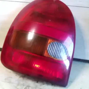 Vedd meg online OPEL CORSA B 93-00 Bal hátsó lámpa 3 ajtós bontott alkatrész
