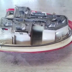 Árengedmény OPEL CORSA B 93-00 Bal hátsó lámpa 3 ajtós bontott alkatrész