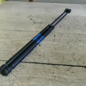 Utolsó esély OPEL CORSA B 93-00 Csomagtérajtó kitámasztó teleszkóp pár 545mm bontott alkatrész