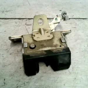 Vásárlói kedvenc OPEL CORSA B 93-00 Csomagtérajtó zárszerkezet mechanikusbontott alkatrész