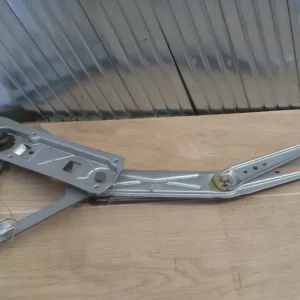 Alacsony ár OPEL CORSA B 93-00 Jobb első ablakemelő szerkezet mechanikus 3 ajtós bontott alkatrész