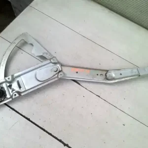 Akció OPEL CORSA B 93-00 Jobb első ablakemelő szerkezet mechanikus bontott alkatrész