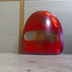 Azonnal elérhető OPEL CORSA B 93-00 Jobb hátsó lámpa 3 ajtós bontott alkatrész