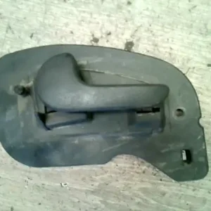 Vedd meg most OPEL CORSA C 00-06 Bal első belső kilincs 3 ajtós bontott alkatrész