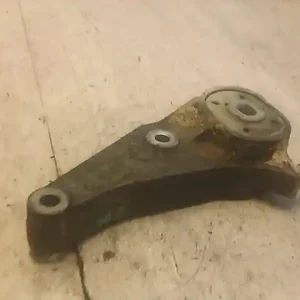 Akciós ár OPEL CORSA C 00-06 Motortartó bak bontott alkatrész