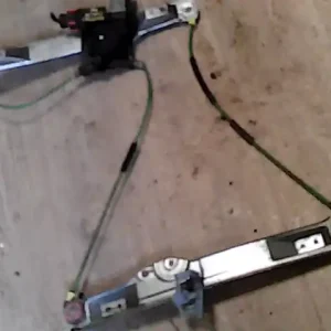 Alacsony ár OPEL CORSA D 06-11 Jobb első ablakemelő szerkezet elektromos 3 ajtós bontott alkatrész