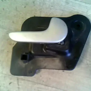 Akciós ár OPEL MERIVA A 03-09 Jobb hátsó belső kilincs bontott alkatrész