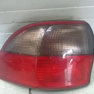 Utolsó esély OPEL OMEGA B Bal külső hátsó lámpa bontott alkatrész