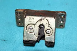 Szuper akció OPEL OMEGA B Csomagtérajtó zárszerkezet bontott alkatrész